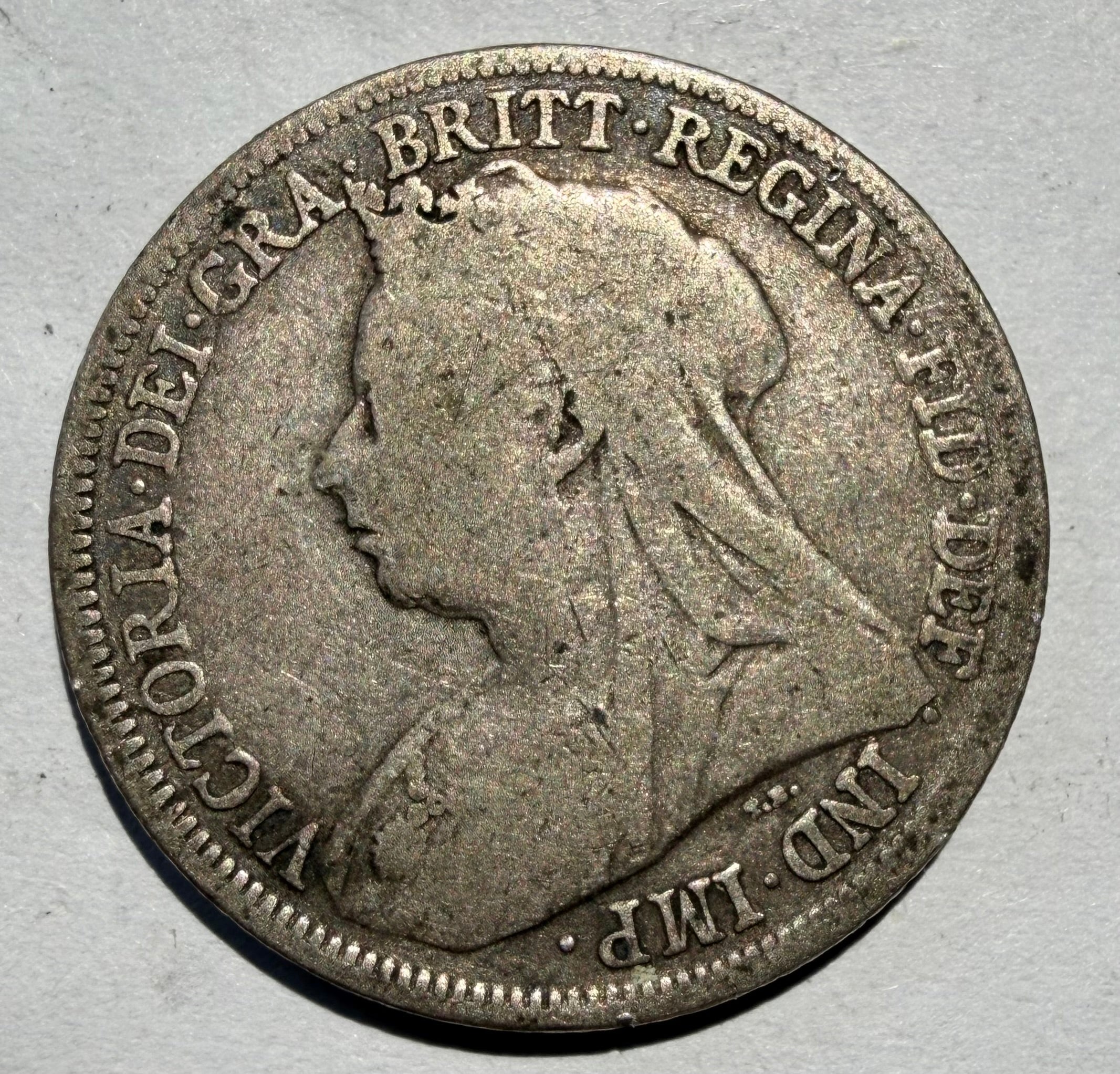 Queen Victoria Shilling 1899