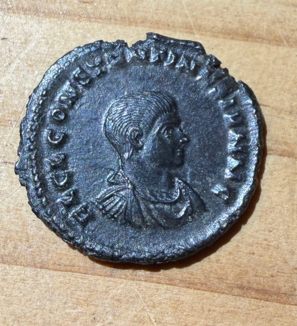 Constantine II Caesar Soli Invicto Comiti BTR Trier Mint 20mm