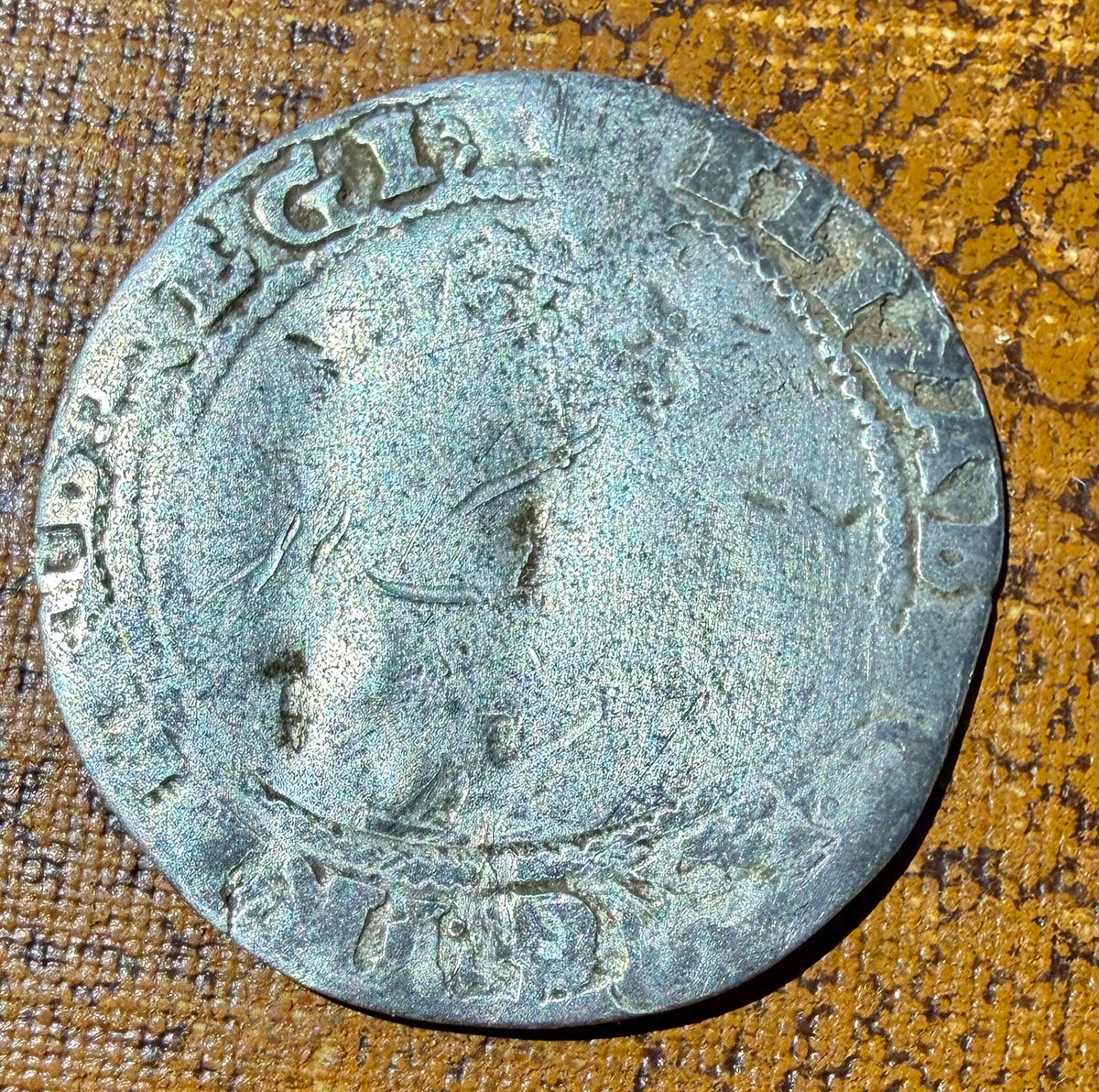 1592 Elizabeth I Hammered Silver Sixpence - Mintmark Tun (S.2578B)