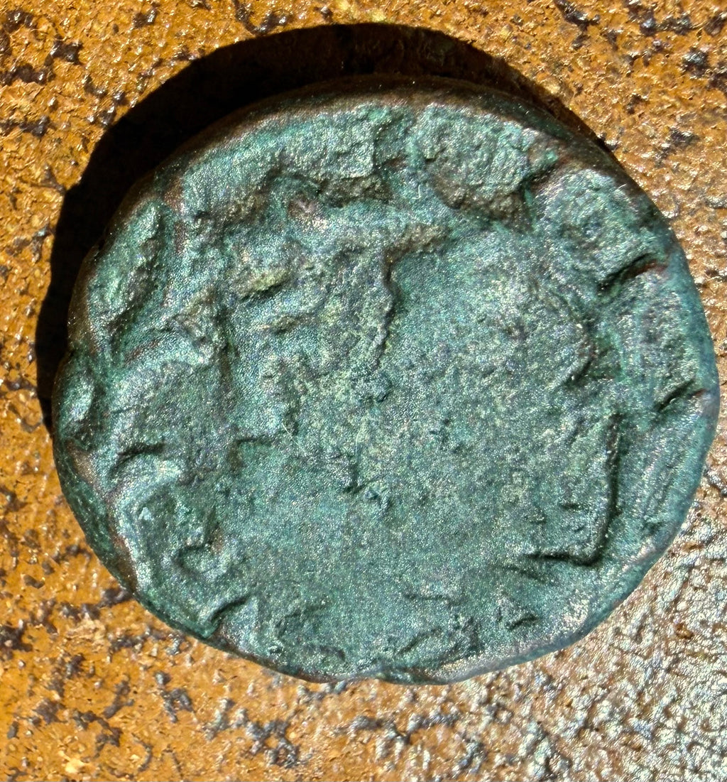 Ancient Greek Bronze AE – Elis, Olympia (c. 3rd–2nd Century BC) Zeus / FA Wreath
