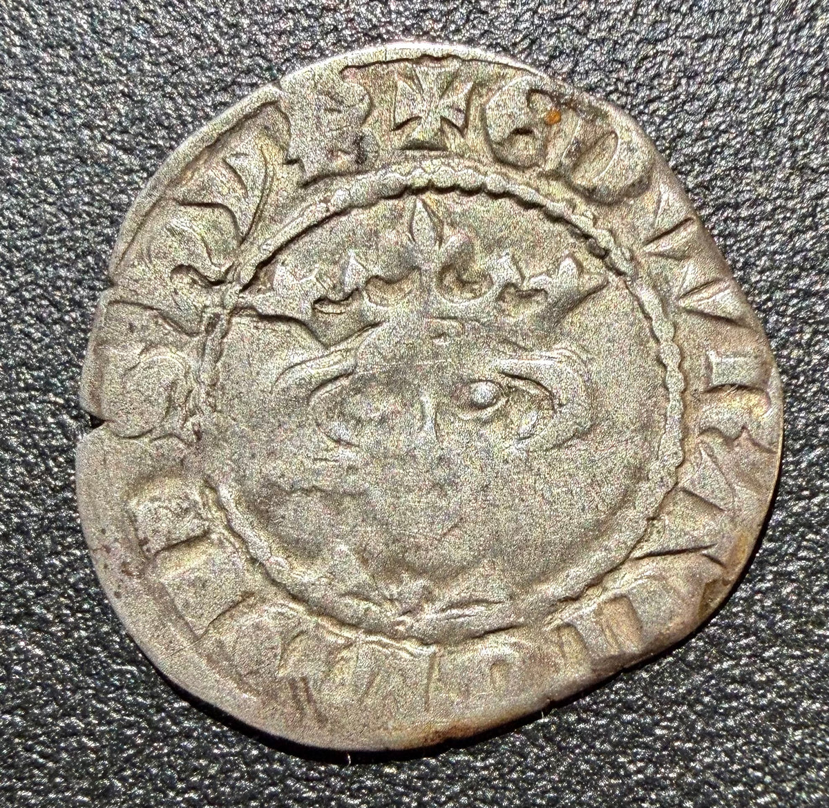 Edward I Silver Hammered Penny - London Mint - Class 9b1 - Star on Breast